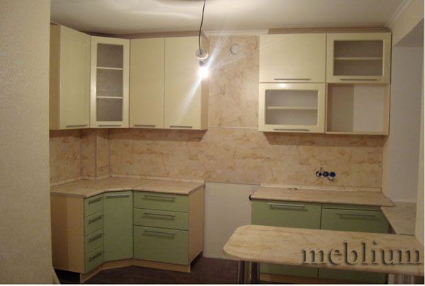Кухня meblium 14-72. Фасад мдф пленка - от 4000 за 1 м.п.